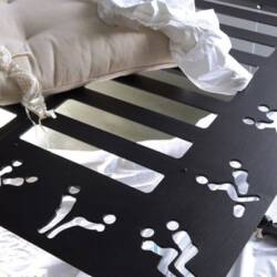 Lago Air Bed Lets You Float to Sleep