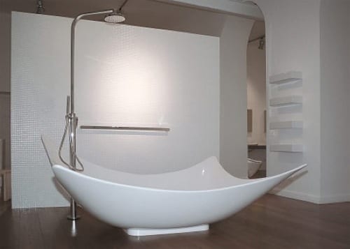 ceramic bathtub