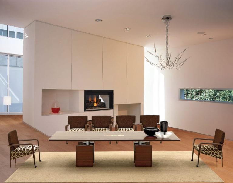 Accademia Table by IL Loft: Sophisticated Yet Functional