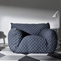 The Ultra-Comfortable Nuvola 09 Lounge Chair