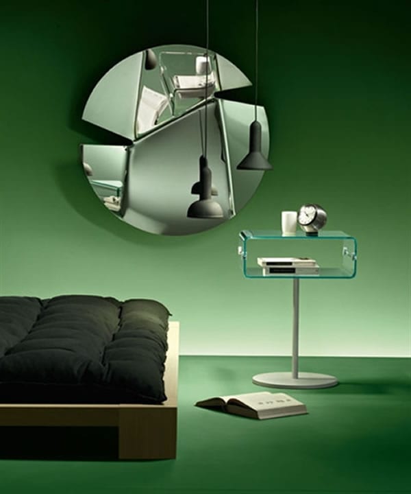 The Hasami Mirror by Fiam: Stylish Centerpiece
